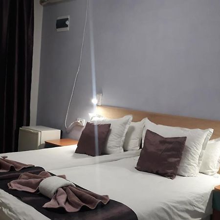 Hotel Iglika Yambol Esterno foto