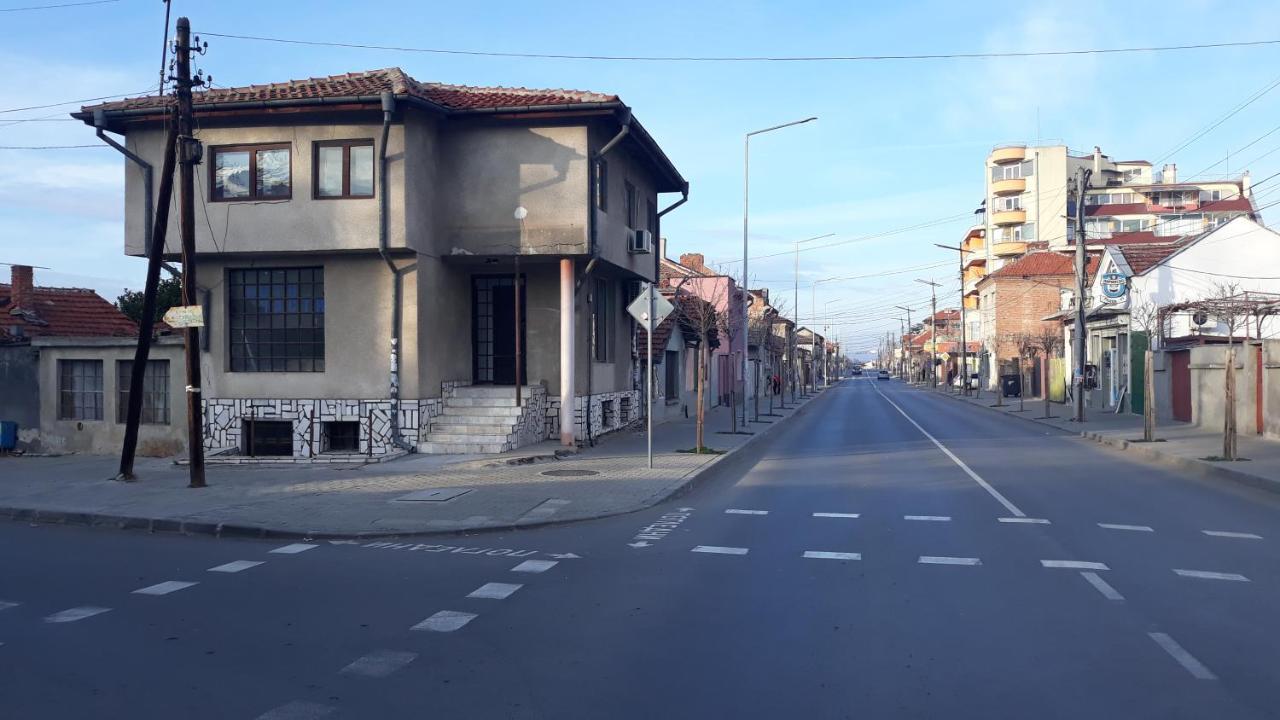 Hotel Iglika Yambol Esterno foto